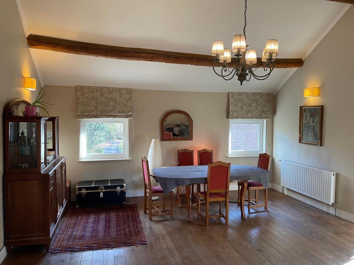 La Bruyere Du Coq Stables Guest House Sart-Dames-Avelines Eksteriør bilde