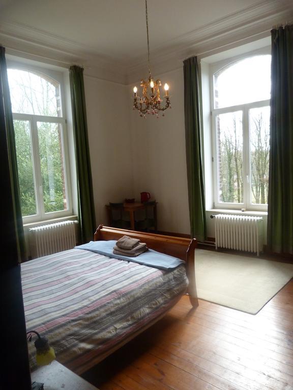 La Bruyere Du Coq Stables Guest House Sart-Dames-Avelines Eksteriør bilde